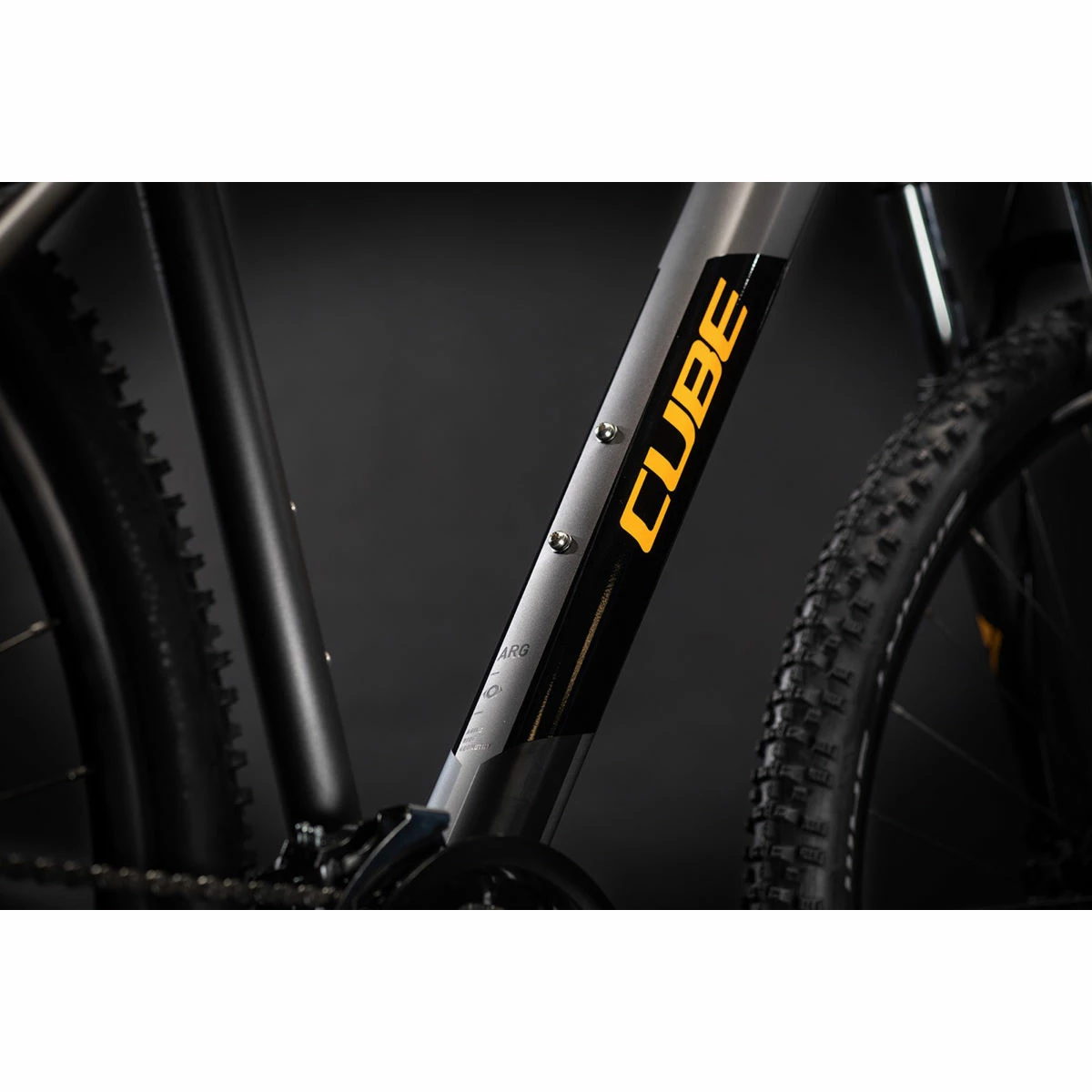 Cube Aim Race 27.5 Hardtail Bike (2021) 10 Cube Aim Race 27.5 Hardtail Bike (2021) – Image 8