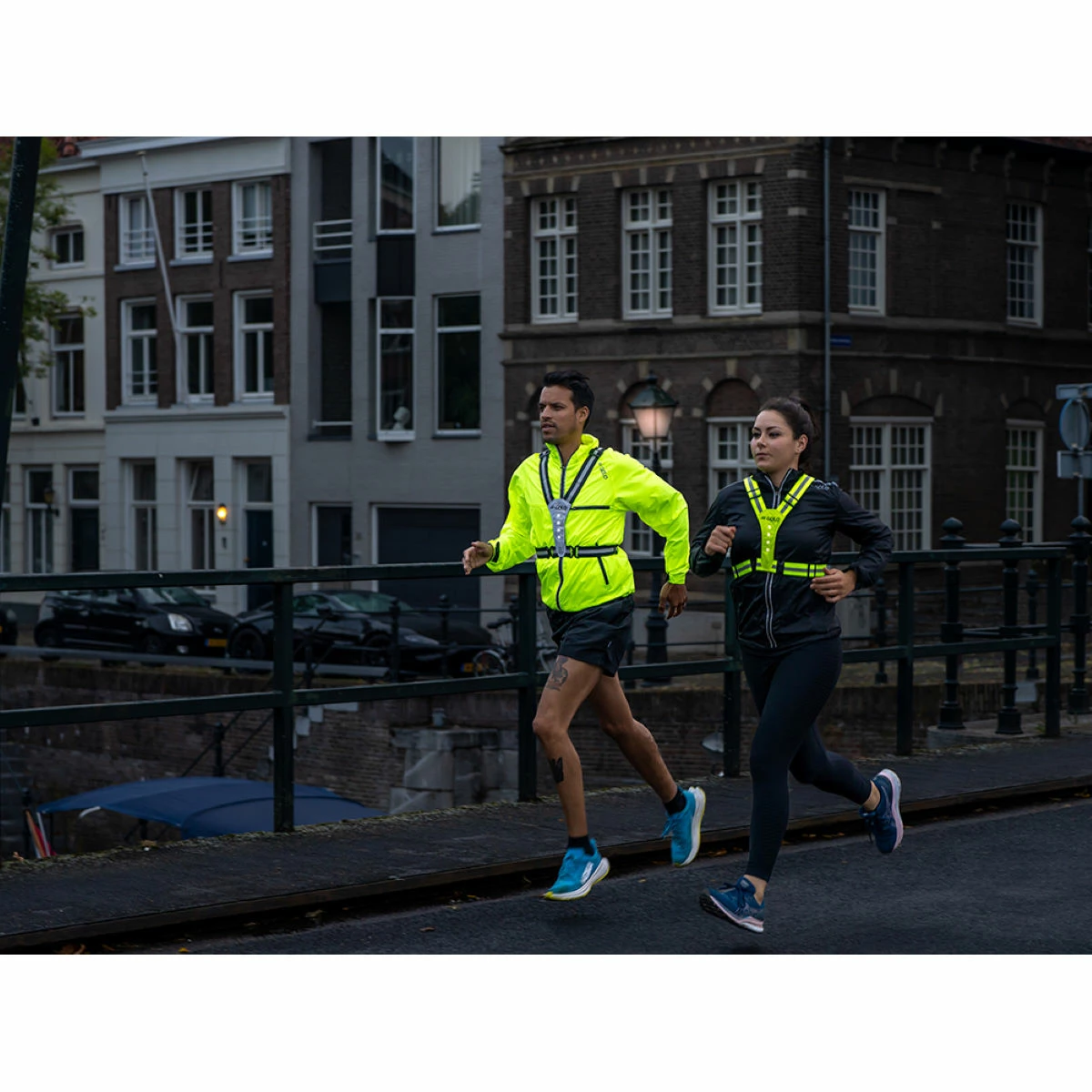 GATO Sports LED USB Sport Vest 6 GATO Sports LED USB Sport Vest – Image 4