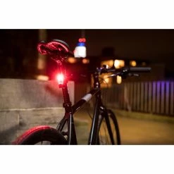 LifeLine - USB Safety Light Set 33 LifeLine - USB Safety Light Set -VÉLOS DE ROUTE SOLDES Direct usb rear commute on 1