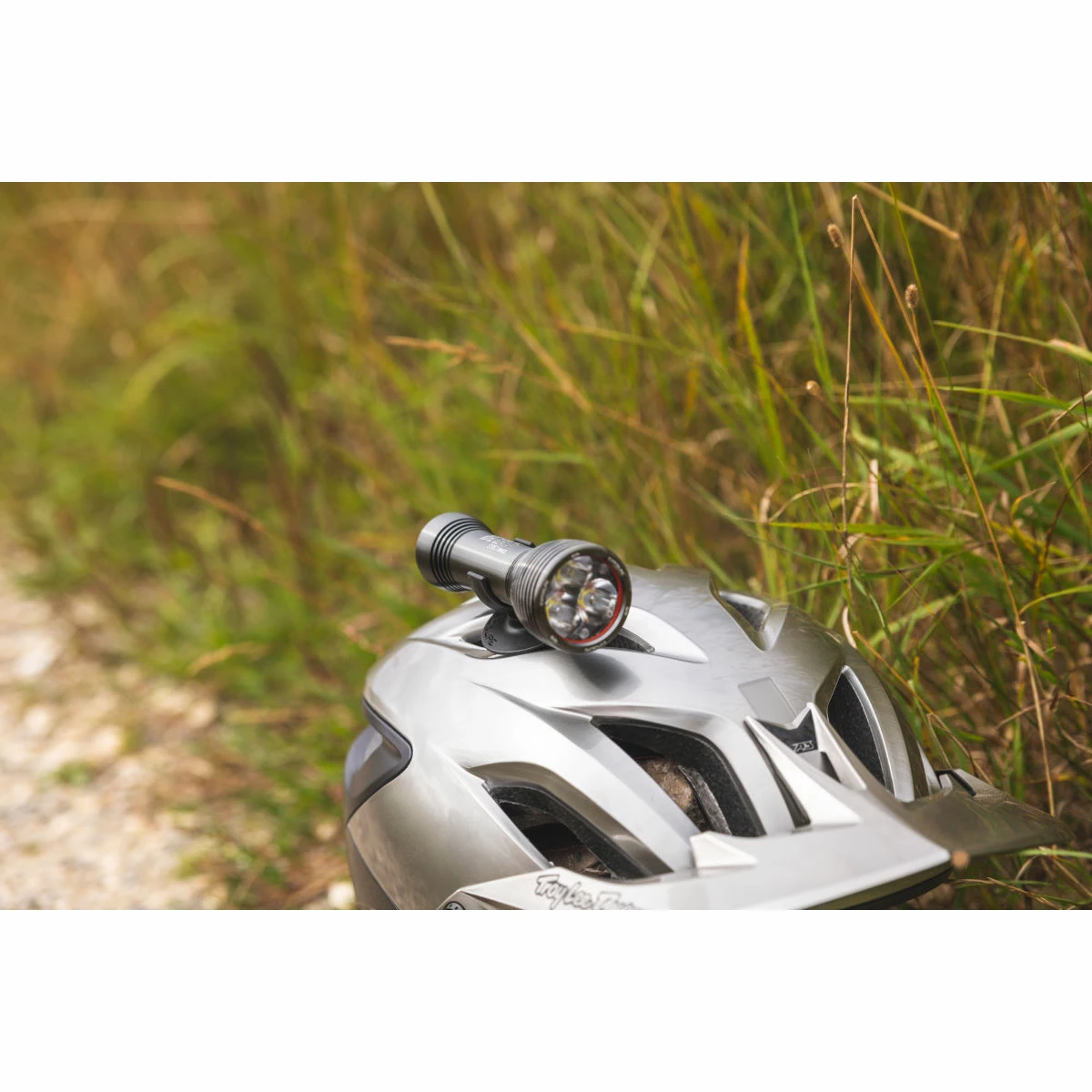 Exposure Diablo SYNC MK4 Front Light 4 Exposure Diablo SYNC MK4 Front Light – Image 2