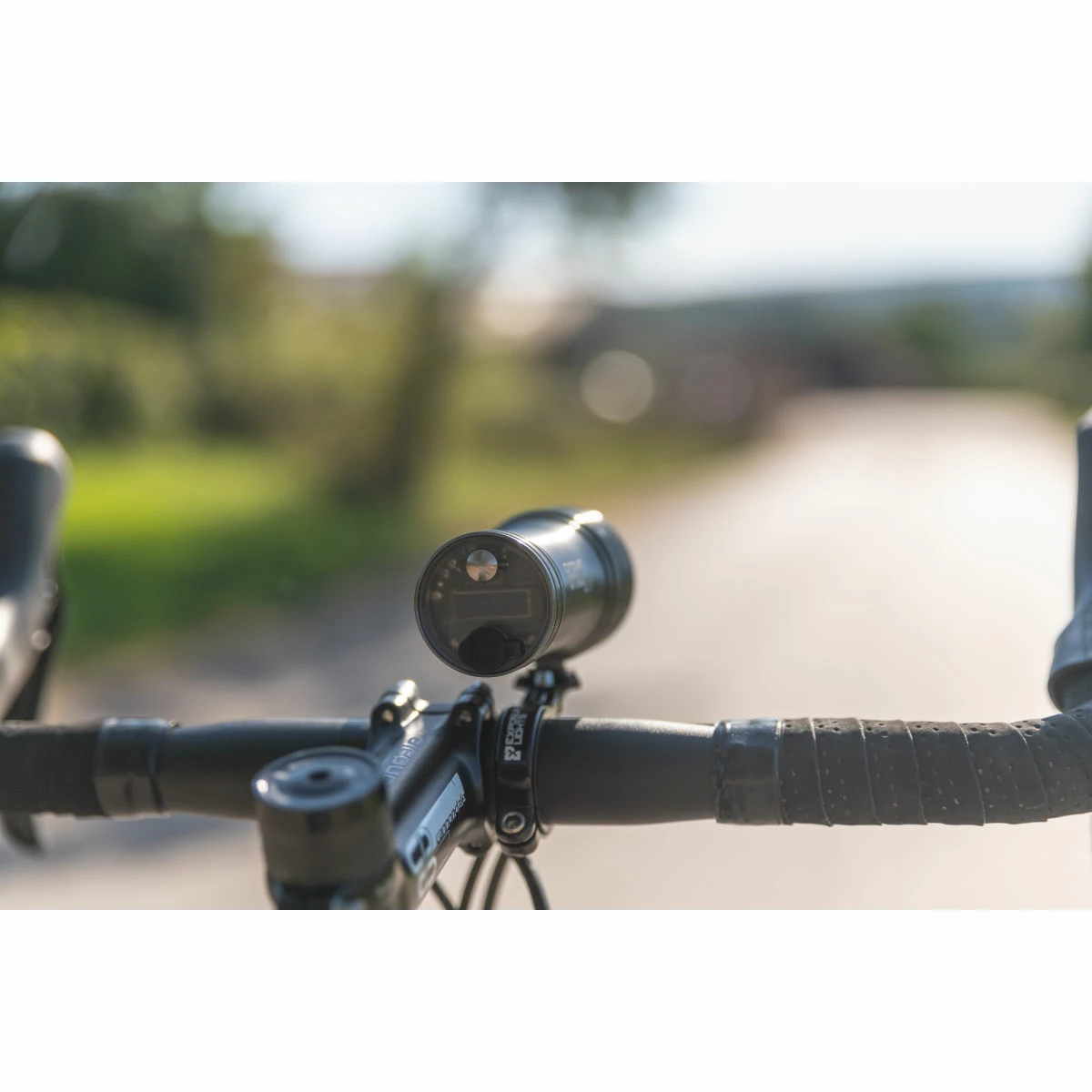 Exposure Strada MK11 RS Front Light With AKTiv 9 Exposure Strada MK11 RS Front Light With AKTiv – Image 7