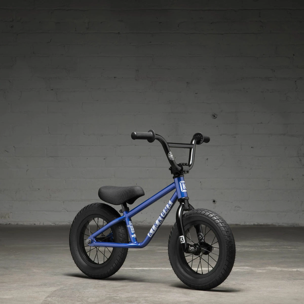 Kink Coast 12" Balance Bike (2022) 4 Kink Coast 12" Balance Bike (2022) – Image 2