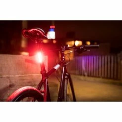 Eclairage Arrière LifeLine Aero Beam (25 Lumens) 21 Eclairage Arrière LifeLine Aero Beam (25 Lumens) -VÉLOS DE ROUTE SOLDES LIFELINE Aero20Beam 50 Lumen Rear Bike Light 09