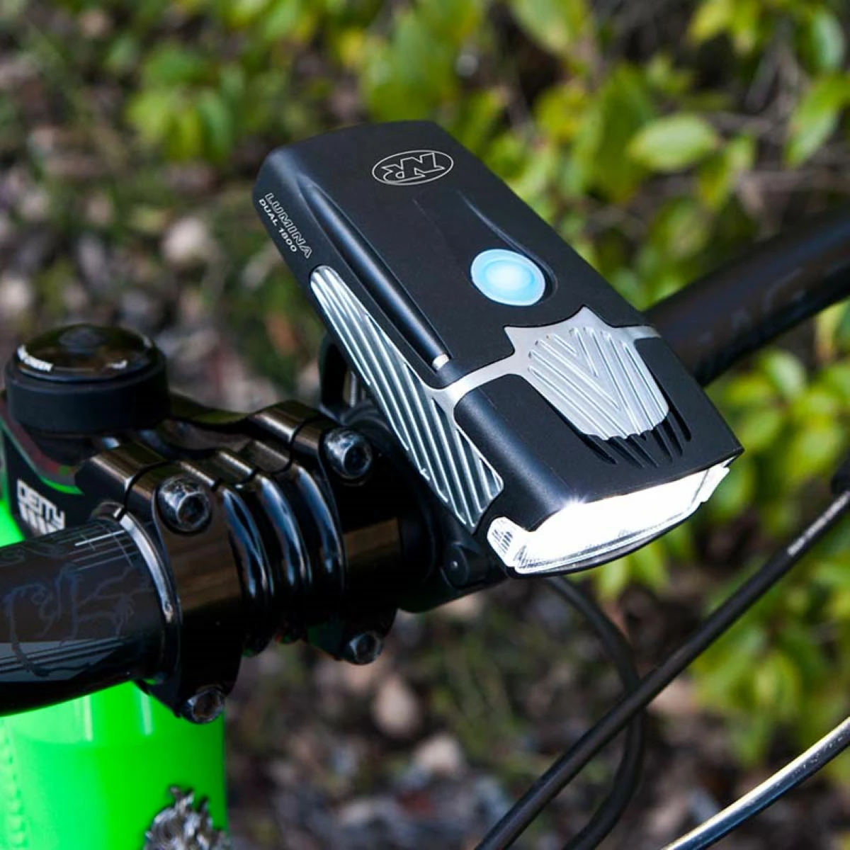 NiteRider Lumina 1800 Dual Beam Front Light 11 NiteRider Lumina 1800 Dual Beam Front Light – Image 9