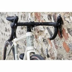 Orro Terra C HYD 7020 RR9 Gravel Bike (2023) -VÉLOS DE ROUTE SOLDES Orro Terra C 105 Hydro RR9 Gravel Bike 2021 Adventure Bikes Chalk 2021 ORRTC2702RR9SDC48 4