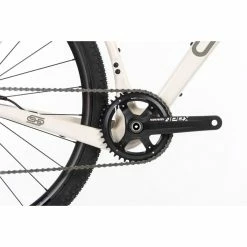 Orro Terra C Sram Apex1 RR9 Gravel Bike (2022) -VÉLOS DE ROUTE SOLDES Orro Terra C Sram Apex1 RR9 Gravel Bike 2021 chalk 04