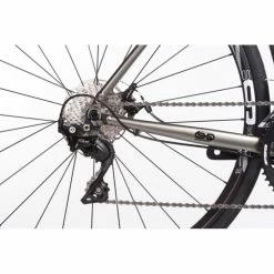 Orro Terra Gravel 105 R900 Flatbar Gravel Bike (2023) -VÉLOS DE ROUTE SOLDES Orro20Terra20Gravel2010520R90020Flatbar20Gravel20Bike202023203