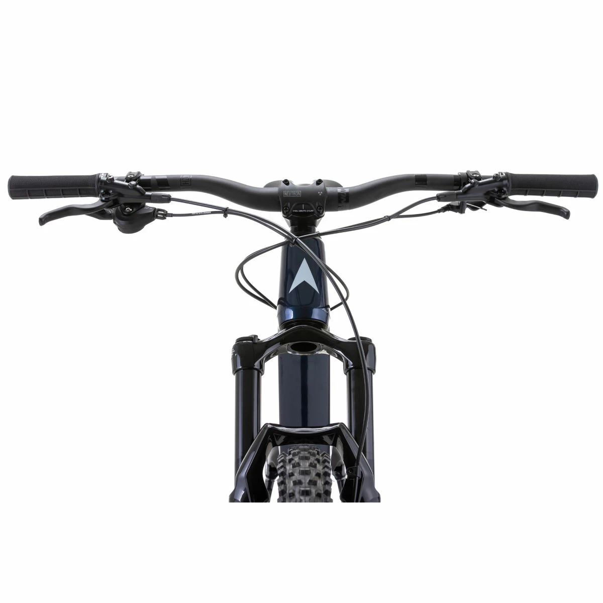 Vitus Escarpe 27 CR Mountain Bike 9 Vitus Escarpe 27 CR Mountain Bike – Image 7