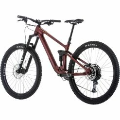 Vitus Escarpe 29 AMP Mountain Bike 28 Vitus Escarpe 29 AMP Mountain Bike -VÉLOS DE ROUTE SOLDES Vitus Escarpe 29 AMP Mountain Bike 2022 Octane Red 06