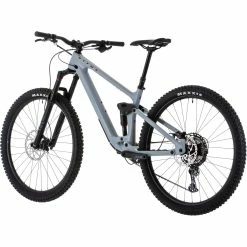 VTT Vitus Escarpe 29 CRS (2022) -VÉLOS DE ROUTE SOLDES Vitus Escarpe 29 CRS Mountain Bike 2022 Oryx Grey 06
