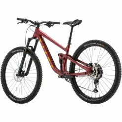 Vitus Mythique 29 AMP Mountain Bike 28 Vitus Mythique 29 AMP Mountain Bike -VÉLOS DE ROUTE SOLDES Vitus Mythique 29 AMP Mountain Bike 2023 Octane Red 06