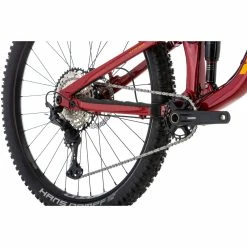 Vitus Mythique 29 AMP Mountain Bike 41 Vitus Mythique 29 AMP Mountain Bike -VÉLOS DE ROUTE SOLDES Vitus Mythique 29 AMP Mountain Bike 2023 Octane Red 19
