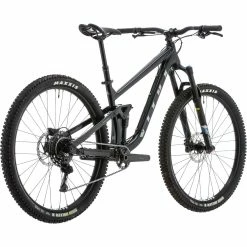 Vitus Mythique 29 VR Mountain Bike -VÉLOS DE ROUTE SOLDES Vitus Mythique 29 VR Mountain Bike 2023 Black 03