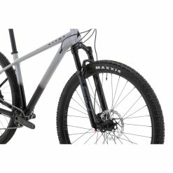 Vitus Rapide 29 VR Mountain Bike -VÉLOS DE ROUTE SOLDES Vitus Rapide 29 VR Mountain Bike 2022 Black Grey 11