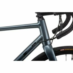 Vélo De Route Vitus Razor (Claris, Disque, 2022) 17 Vélo De Route Vitus Razor (Claris, Disque, 2022) -VÉLOS DE ROUTE SOLDES Vitus Razor Disc Road Bike Claris Teal 04