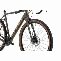 Vélo Vitus Substance CRS-1 (Apex, Gravel 2022) -VÉLOS DE ROUTE SOLDES Vitus Substance CRS 1 Adventure Bike Apex 2022 Coffee Cake 11