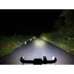 Eclairage Avant Lezyne Hecto Drive 500 XL -VÉLOS DE ROUTE SOLDES lights comparison 103186768
