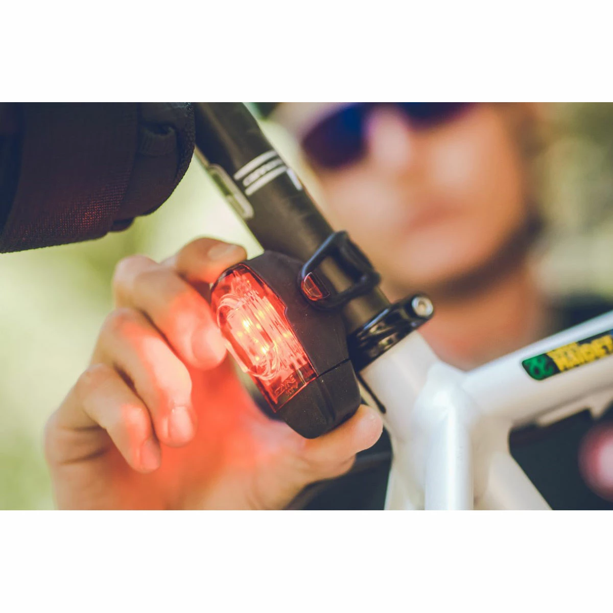 Kit D'éclairage Lezyne Micro Drive 600XL / KTV 12 Kit D'éclairage Lezyne Micro Drive 600XL / KTV – Image 10